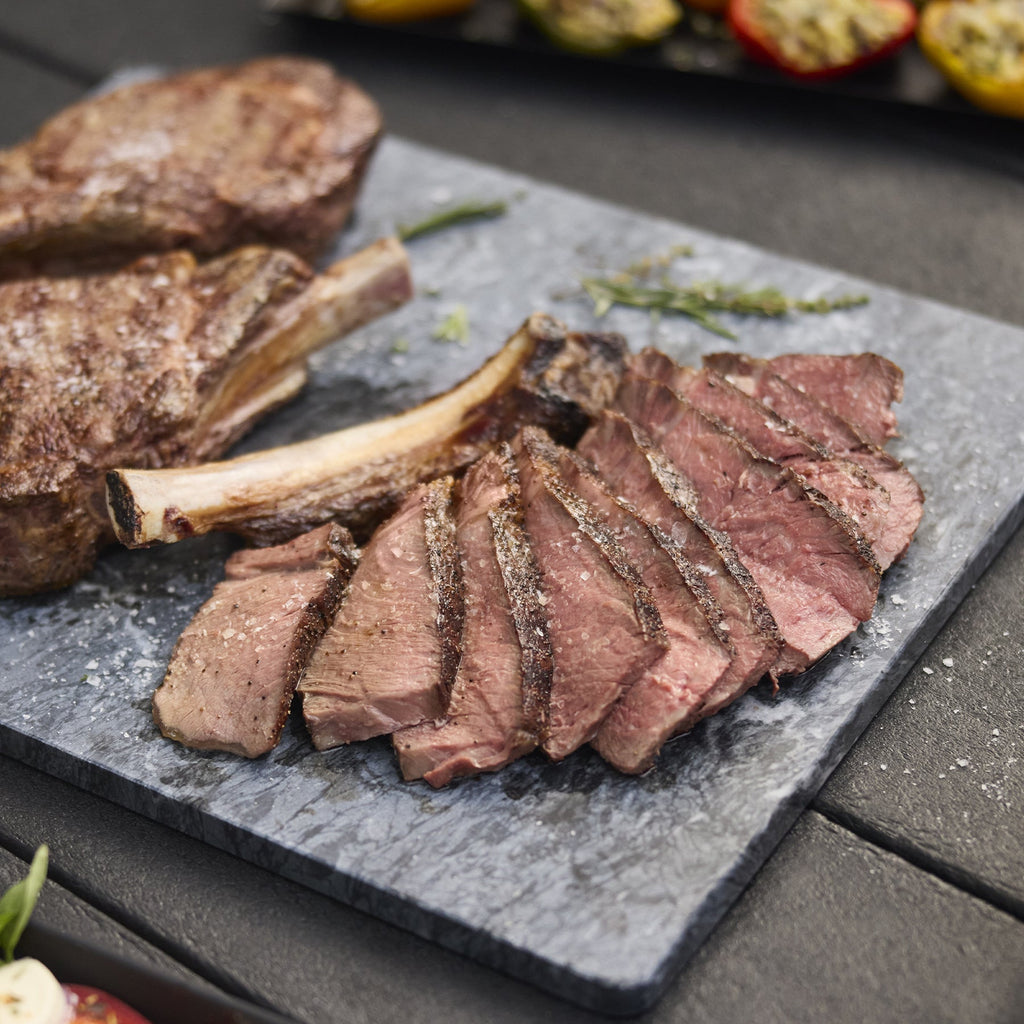 Spirit® E-425 Gas Barbecue with Plancha