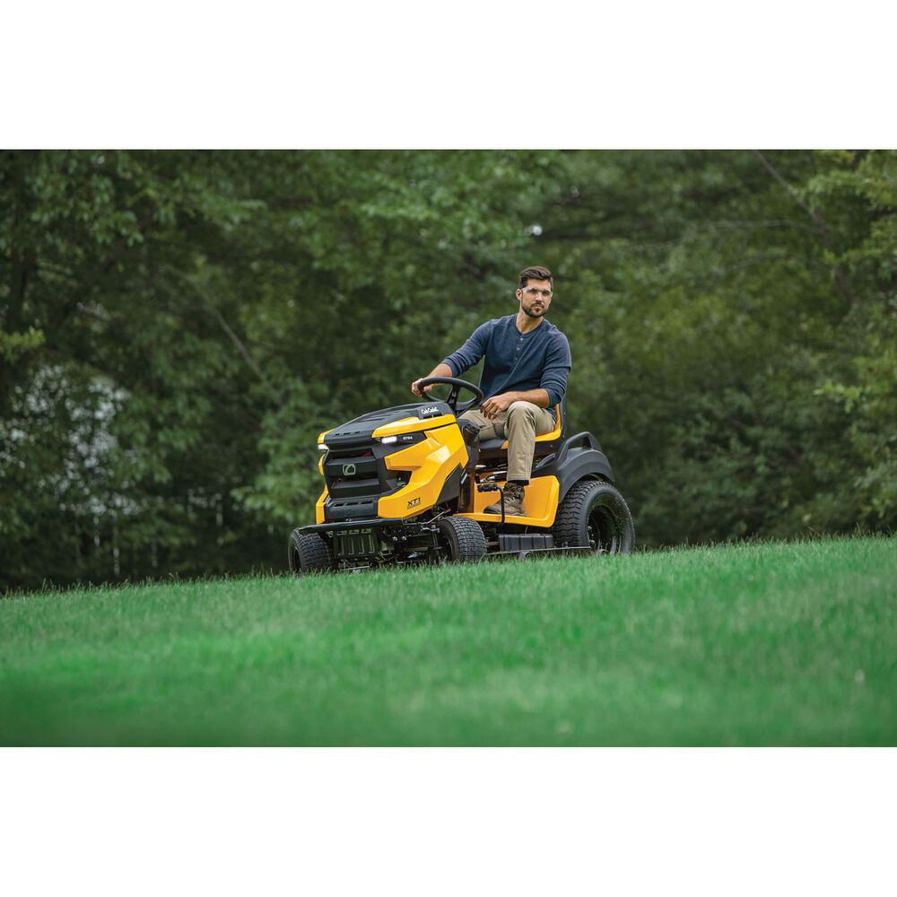 Cub Cadet XT1 GT 54 Garden Tractor