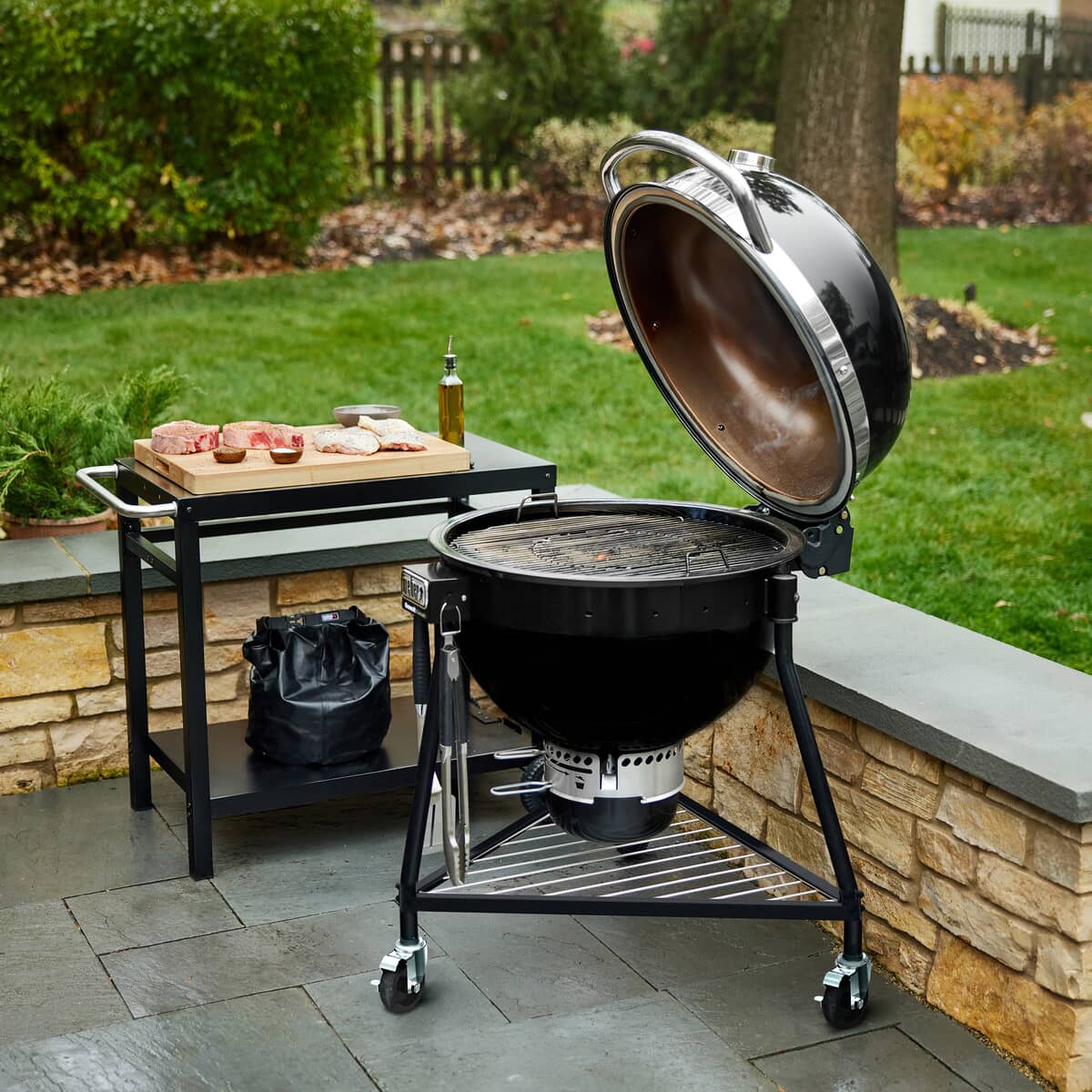 Weber Summit Kamado E6 Charcoal Grill - 61cm - 18201004
