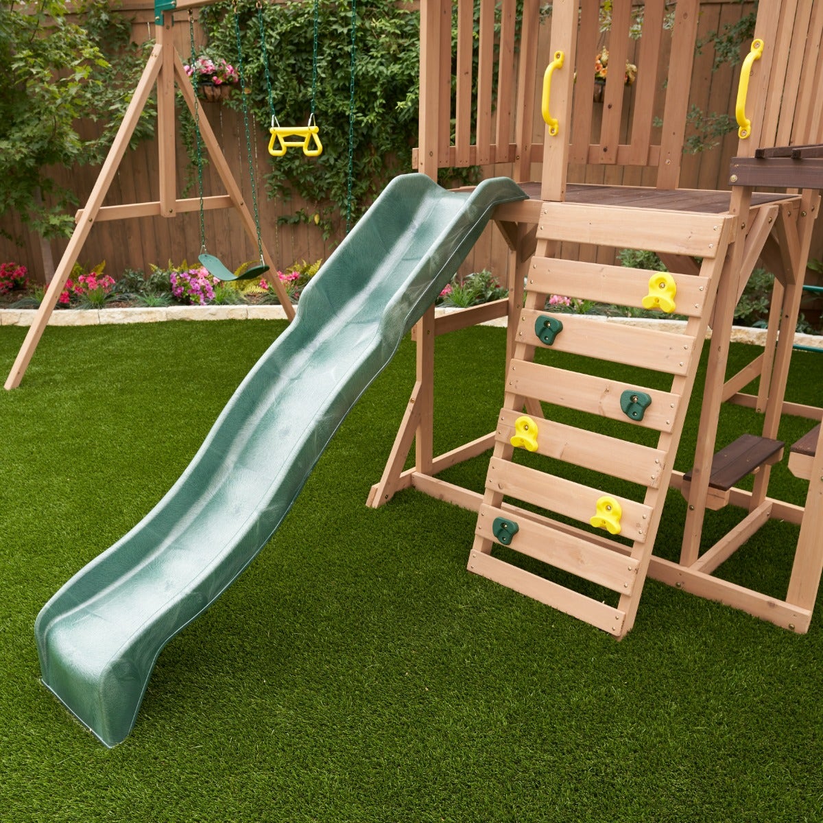 Lawnmeadow Playset / Swing Set