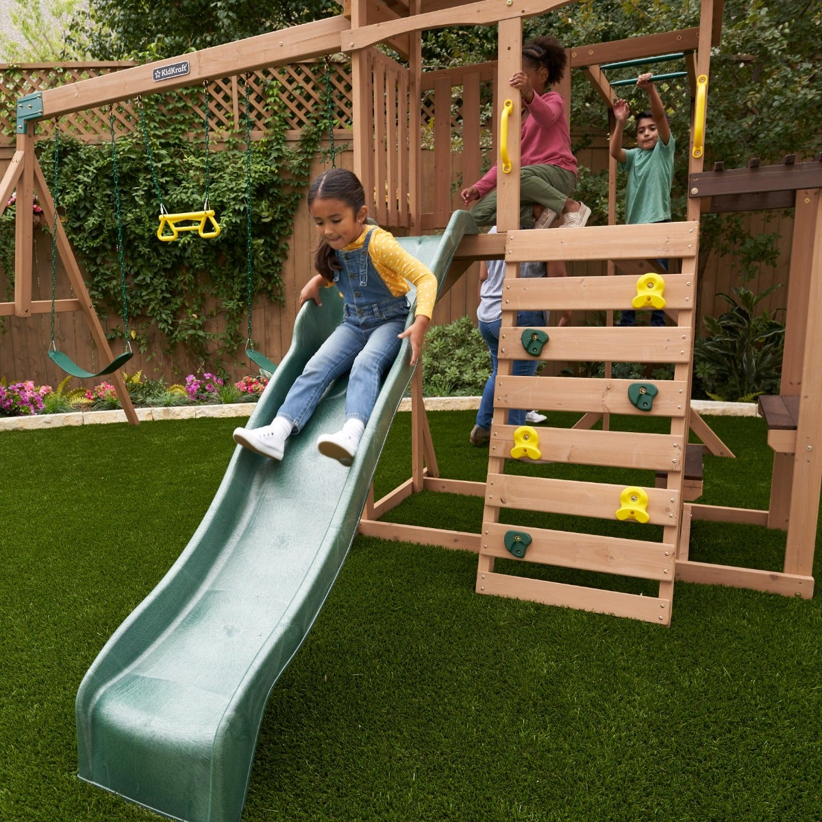 Lawnmeadow Playset / Swing Set